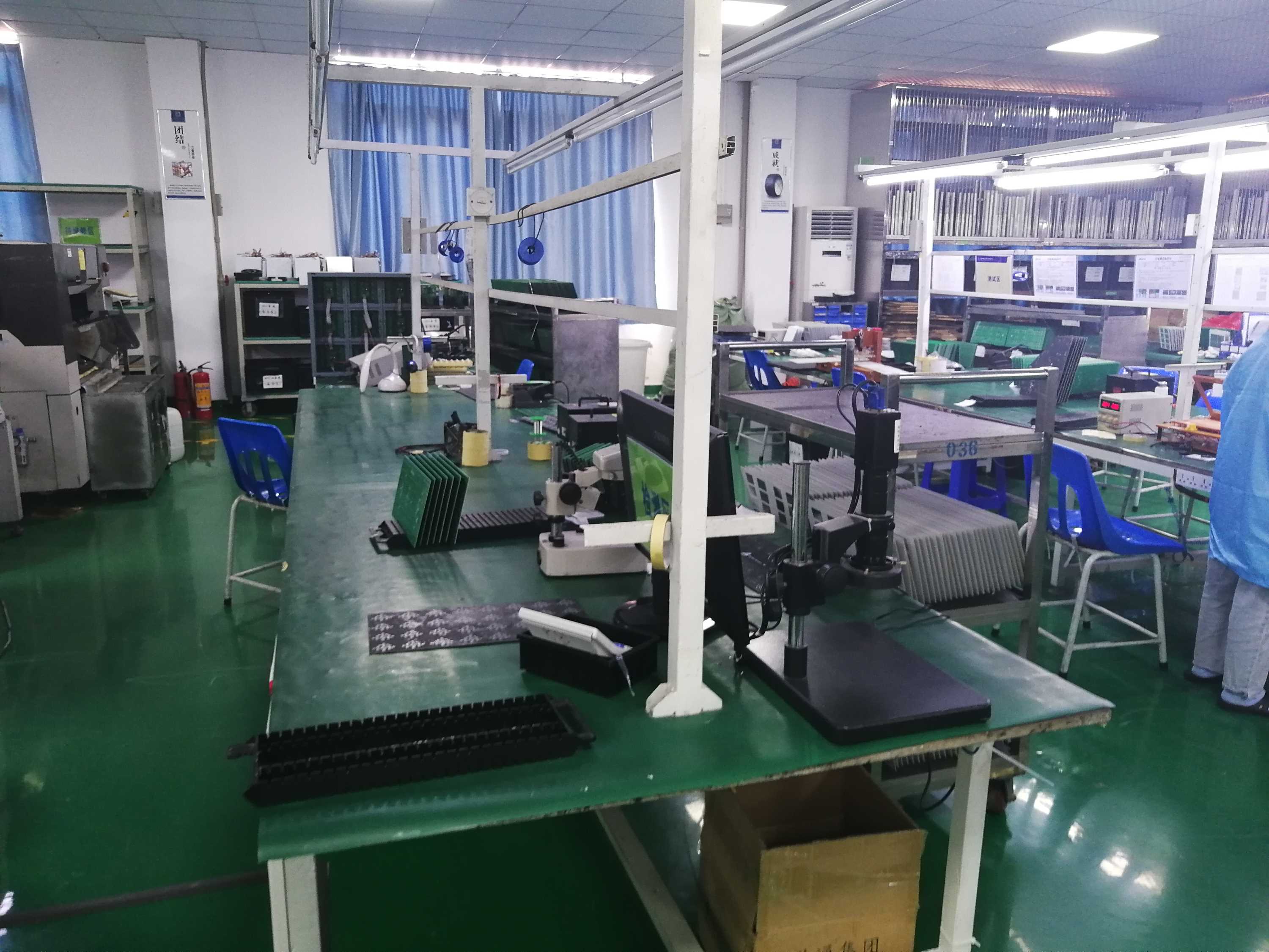 led显示屏维修工作区